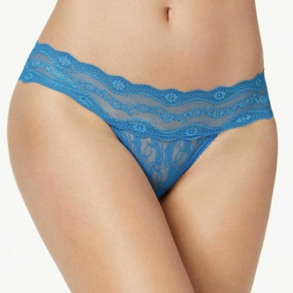 B.tempt'd by Wacoal Women's Lace Kiss Thong Panty in Blue | Size Medium NWT - Picture 3 of 3